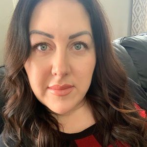 Meet your Posher, Stacey